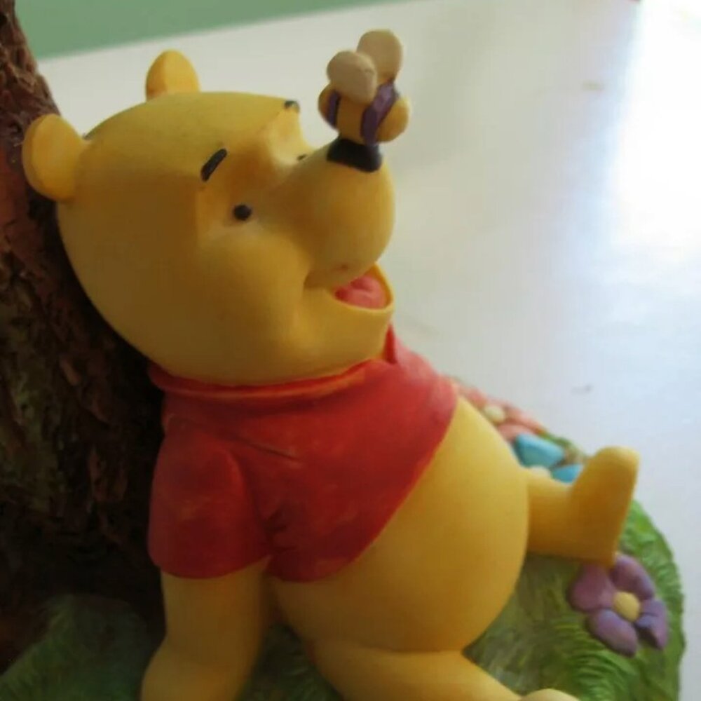 Winnie the Pooh table lamp made by Hampton Bay in 2002 - Picture 3 of 10